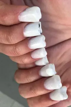 UÑAS PRIMAVERA VERANO TENDENCIA 2023