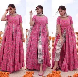 Party Kurtas – 25 Ways to Dress Up your Kurti for a Party