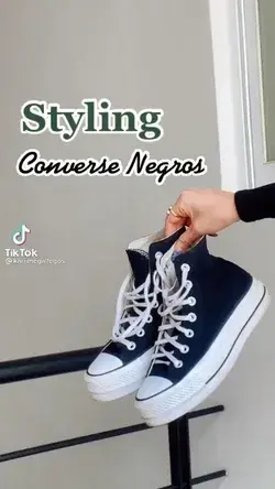 Styling black converse
