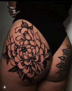 50+ Amazing Chrysanthemum Tattoos