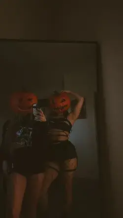 pumpkin head photo shoot