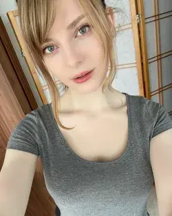 Ella Freya Biography, Age, Boyfriend, Height & Net Worth