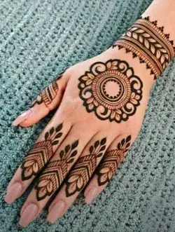 Mehendi #artist #dulhan #bridal #simple #indian