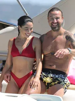 Rafa Mora y Macarena Millán, cómplices y relajados durante sus vacaciones en Ibiza