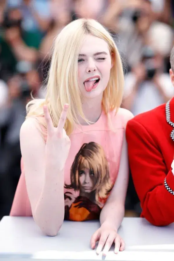 Elle fanning