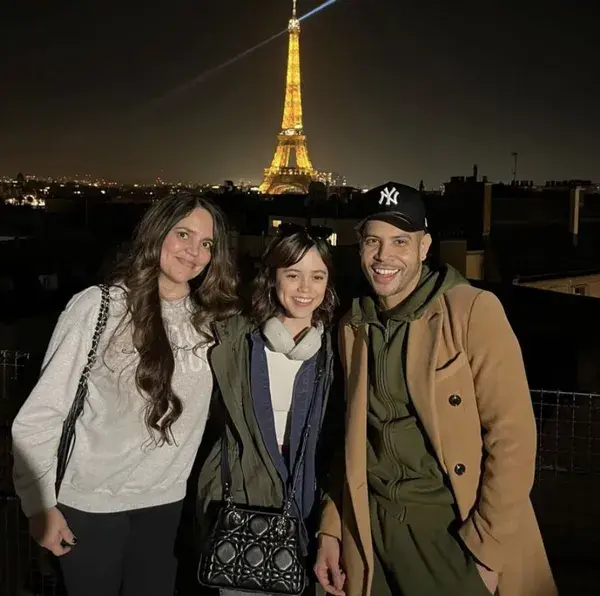 Jenna and her mom in Paris🤍