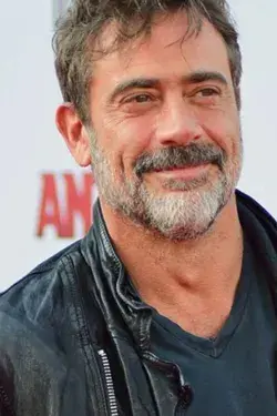 Can You Look Good With a Gray Beard? Best Gray Beard Styles!