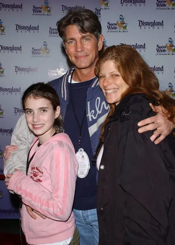 Eric Roberts Really Loves His Family, But How Many Unsuspecting American Families Has He Burned?