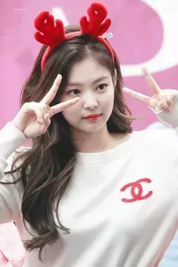 Jennie Cute