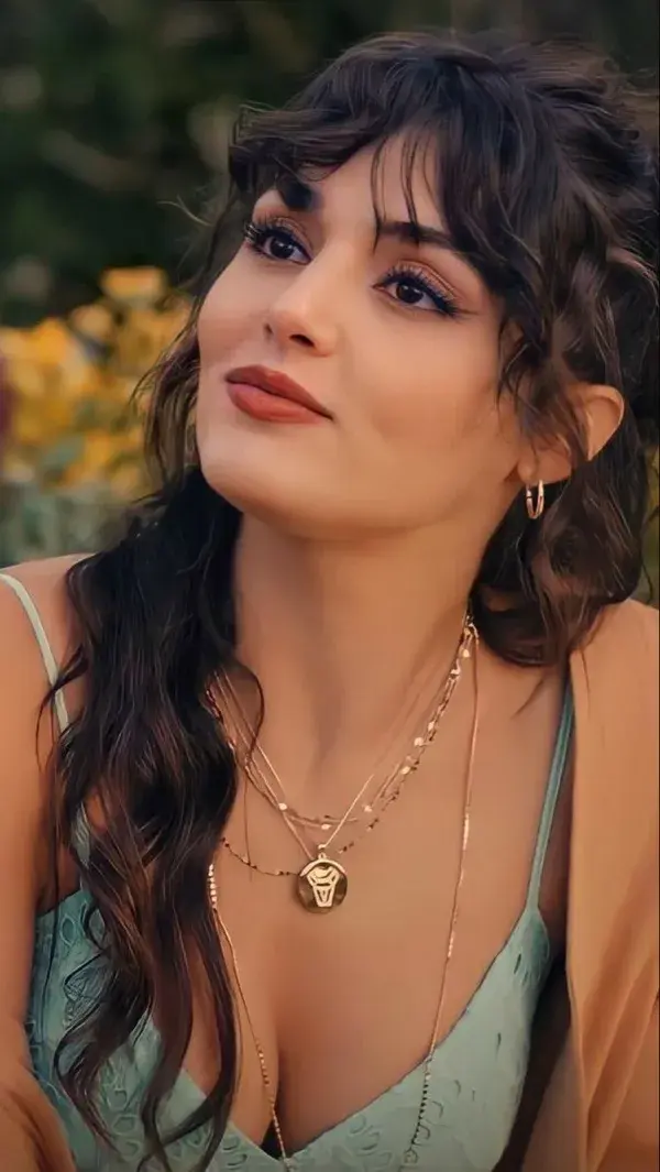 Hande Erçel