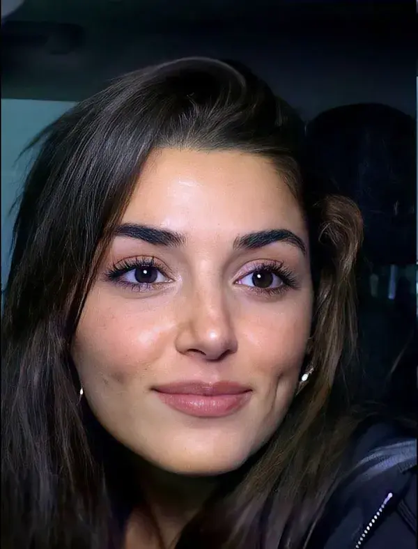 Hande Erçel ❤️