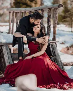 A Romantic Pre-Wedding Shoot in Shimla Snowfall