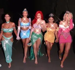 group halloween costumes girls