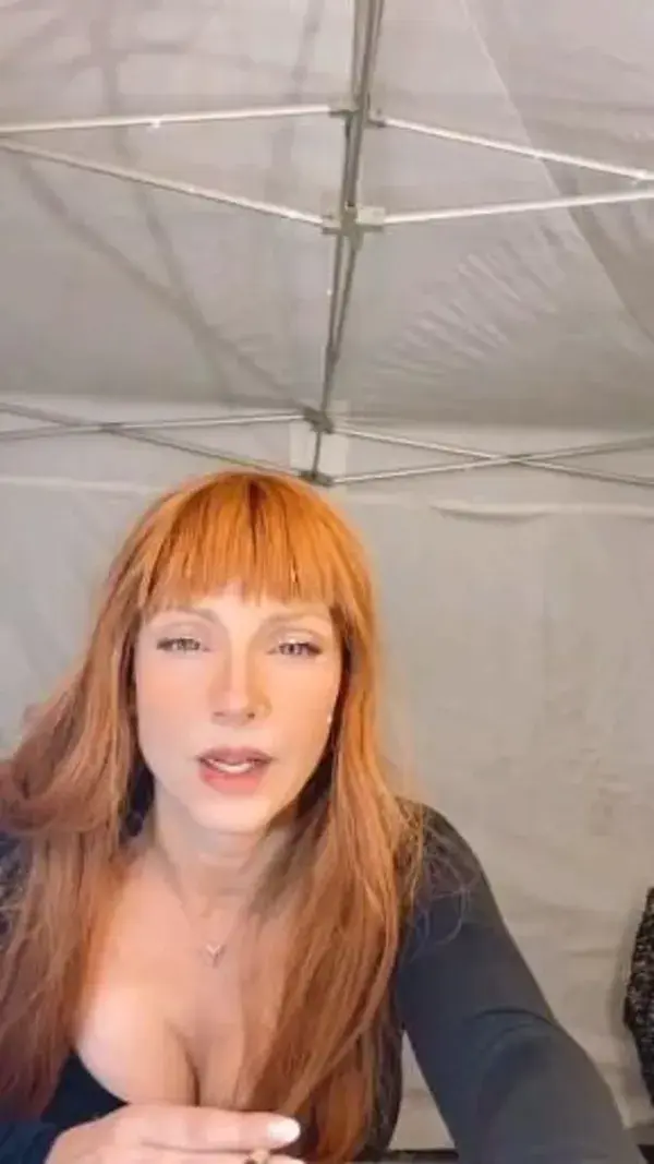 Najwa Nimri Instagram Live