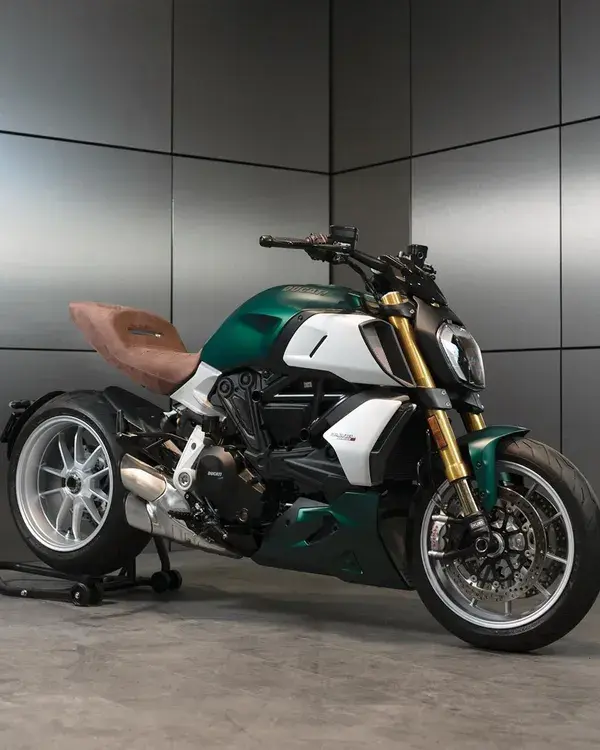 BMW S1000R: A Growing Legacy: