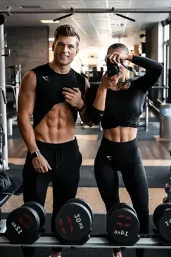 Fit Couples That Sweat Together Stay Together - Here's How | I AM & CO®