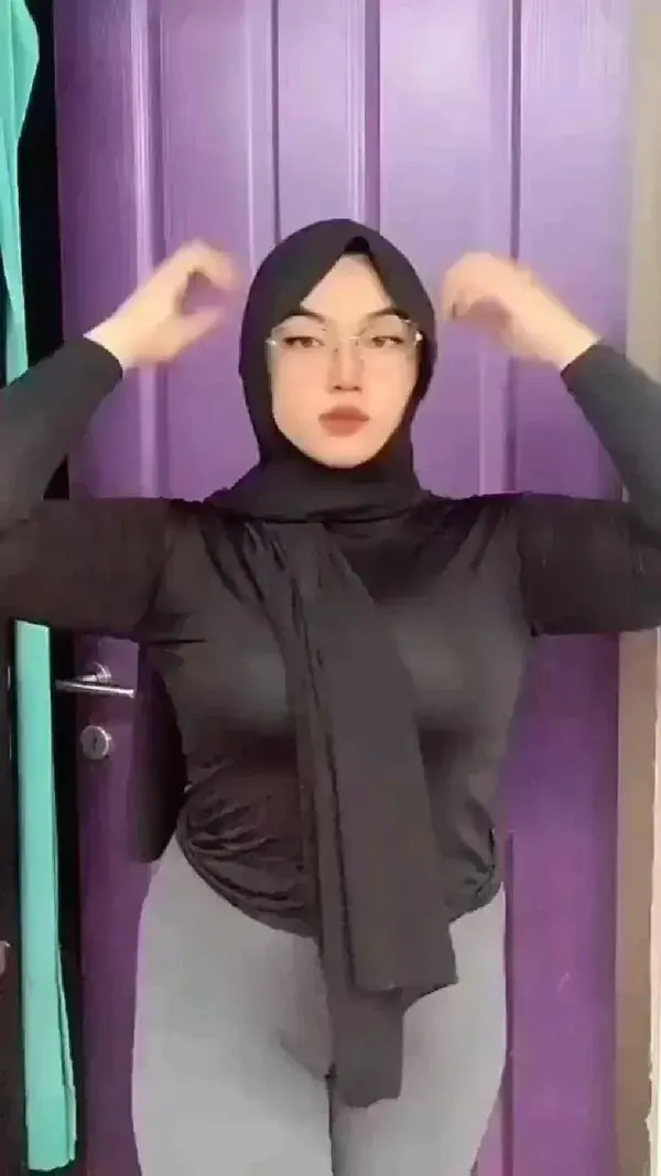 Jilbab Susu Sapi