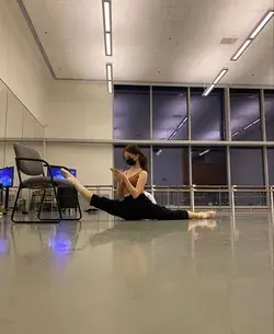 ballet stretch