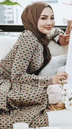 neelofa