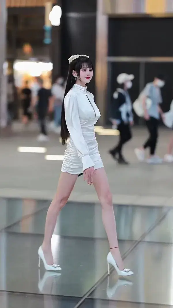 Asian Street Fashion. Nice White Legs