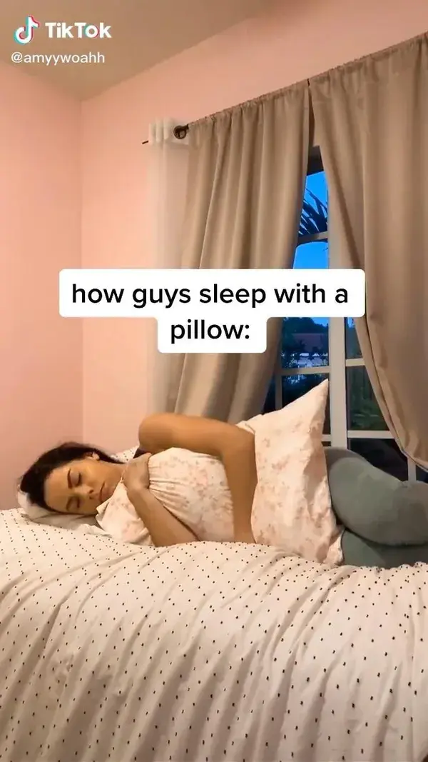 How guys sleep with a pillow vs. how girls sleep with a pillow