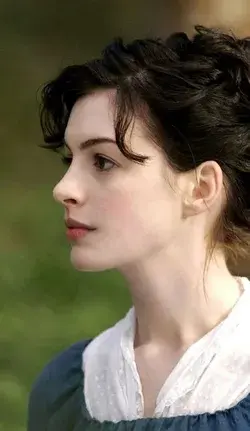 Anne Hathaway