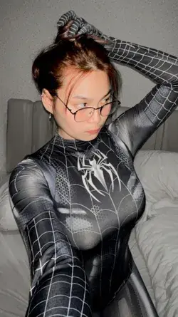 Click For Free Photo Collection Cosplay Spiderman