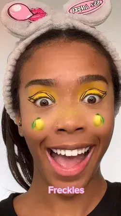 Tiktok filters pick my makeup 🍋