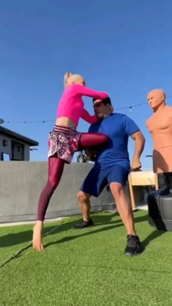 Muay Thai Girl skills