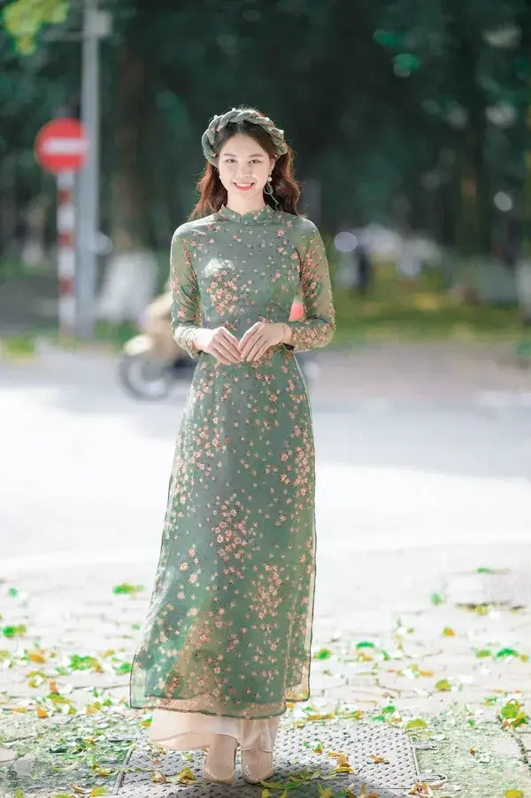 Green Mini Flowers Chiffon Ao Dai Set with Headband | Pre-made Traditional Vietnamese Ao Dai|Ao Dai with Pants|Lunar New Year Ao Dai|