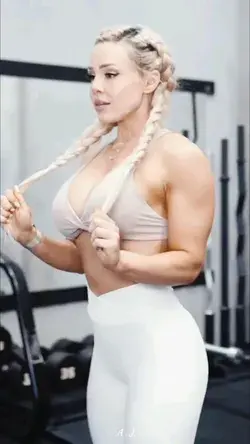 Stephanie sanzo gym work out