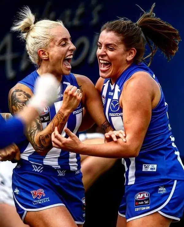 AFLW North Melbourne kangaroos 