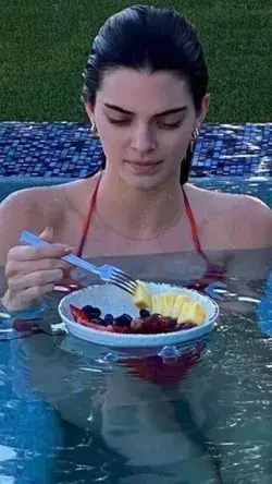 Kendall Jenner bikini & summer aesthetic 🫶🌻🏖