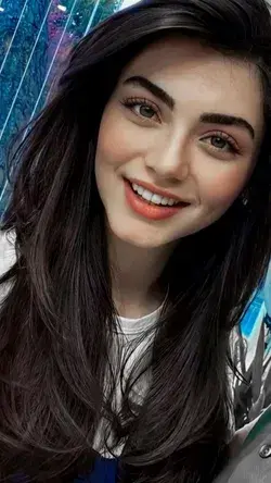 Özge Törer wallpaper ❤️