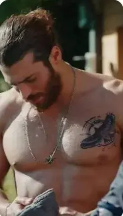 Can Yaman 🥰🍫🇧🇷🇹🇷
Benim güzel esmirim