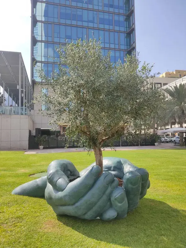 "Gravity and Give" by Lorenzo Quinn. Dubai International Financial District January 2023