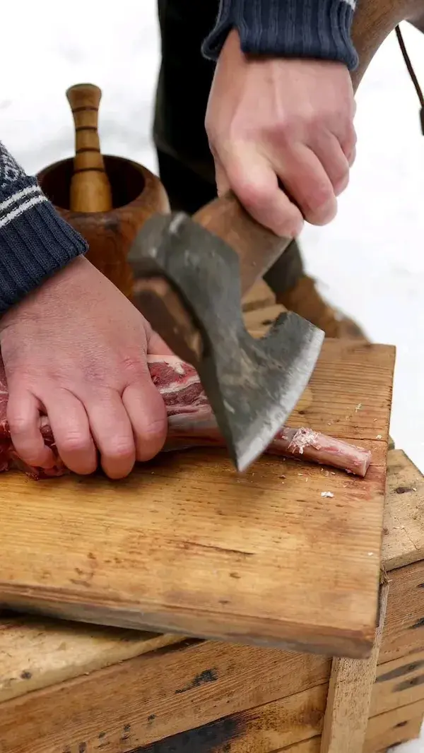 Have you ever tried to grill dirty TOMAHAWK RIBEYE STEAK directly on the hot coals?