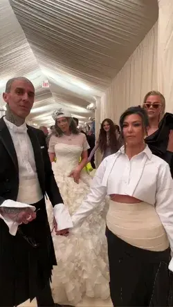 Kourtney Kardashian and Kylie Jenner at Metgala 2022