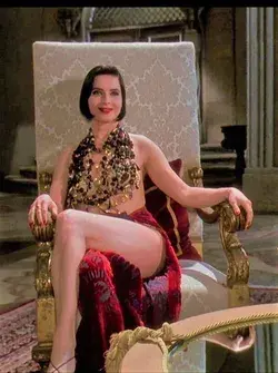 Isabella Rossellini in "Death Becomes Her"