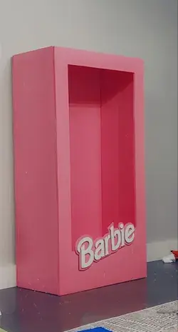 DIY Barbie photo booth