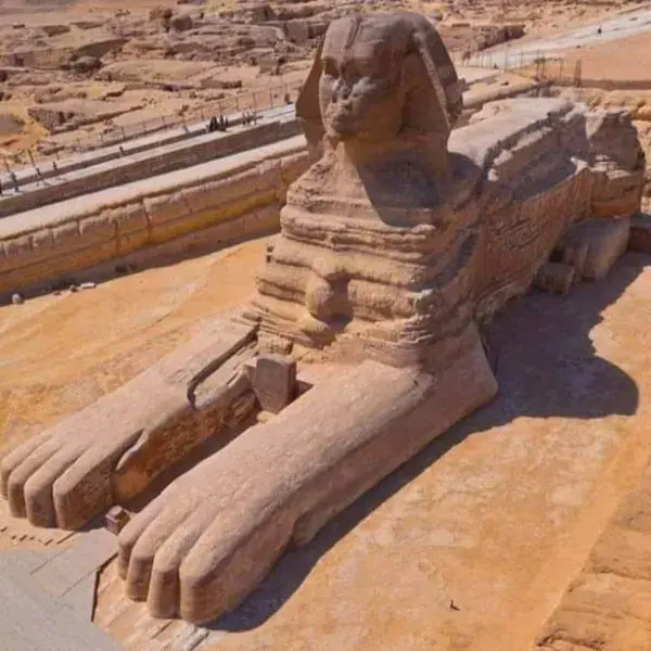 What does the Sphinx of Giza represent?