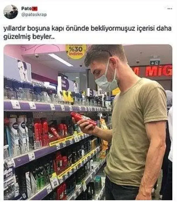 Sjsjsjsjns hiçbir şey almasam da girer gezinirim boş boş,o gıcık çalışanlara rağmen