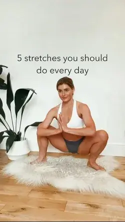 5 stretches you should do every day