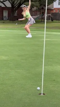 When it’s a putt for birdie 💅 #PartyWithVMAs #golf #fyp #fypシ #golfgirl #sports #foryoupage