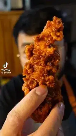 nashville hot chicken !! by @gidsgids on tiktok