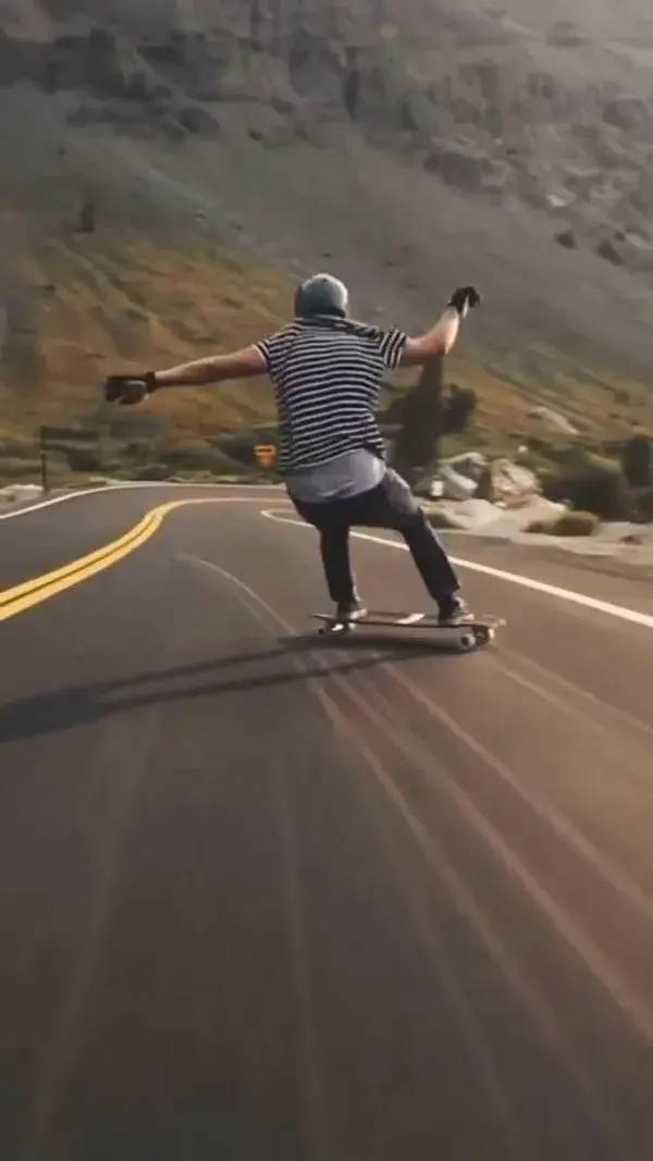 Skating the hills of California ⛰