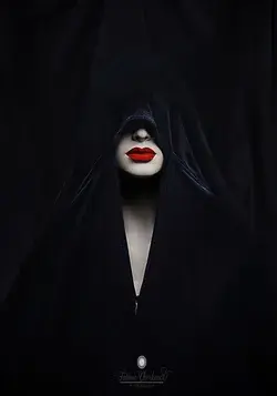 Dark Photography - Female Models & Photosets. Fantasy Photo Art & Black Art. Grim & Darkness Makeup.
