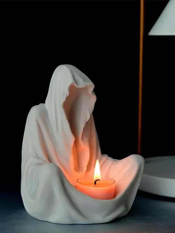 1pc Figure Design Candle Holder