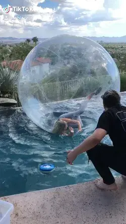 Bubble ball 