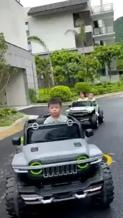 ride on car which two kids can sit on